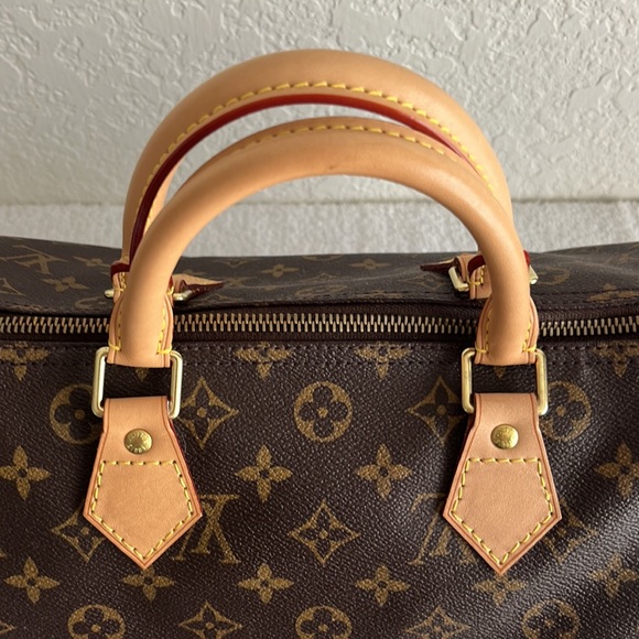 Louis Vuitton Monogram Speedy 30 - Picture 5 of 17